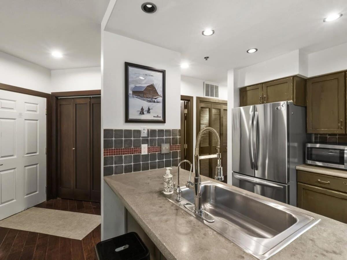 Gorgeous 1Br Steps From Lifts With Private Hot Tub Villa Park City Luaran gambar